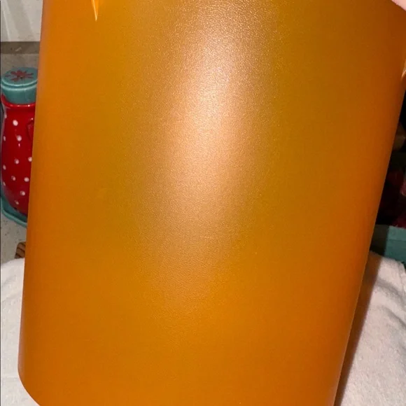 Vintage Tupperware Storage Container - Picture 9 of 10